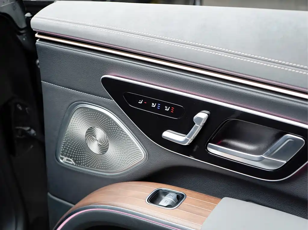 Mercedes-Benz EQS — миниатюра 17