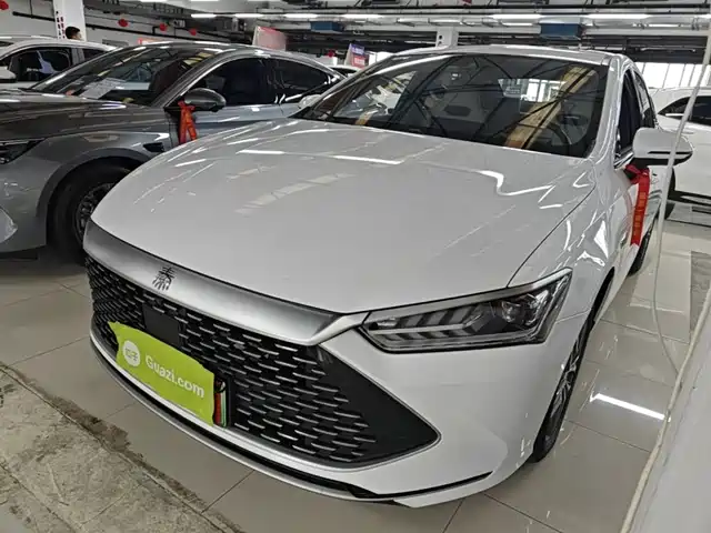 2023 BYD Qin