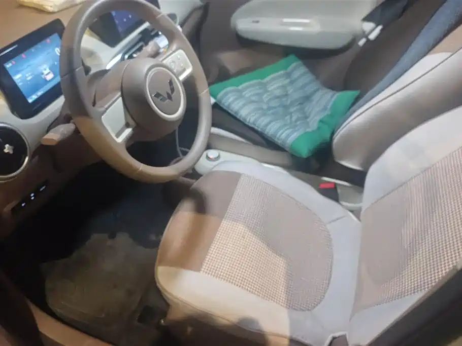 Wuling Mini EV MINIEV 2025 Premium +