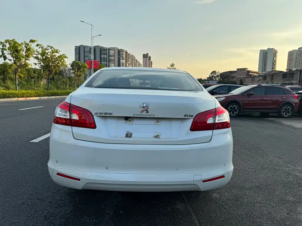Peugeot 408 — миниатюра 6