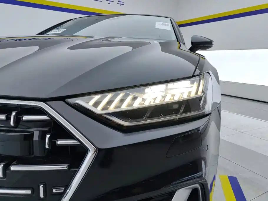 Audi A7L — миниатюра 5