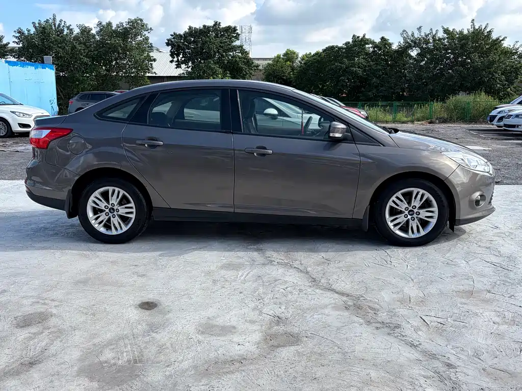 Ford Focus — миниатюра 4