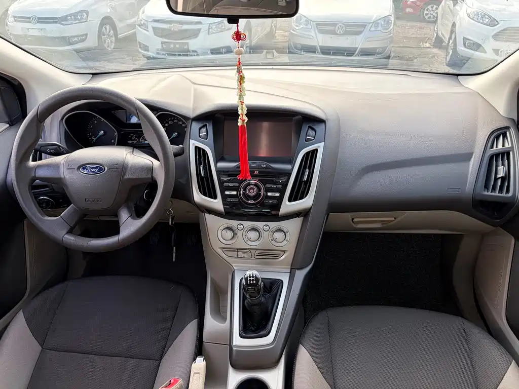 Ford Focus — миниатюра 8
