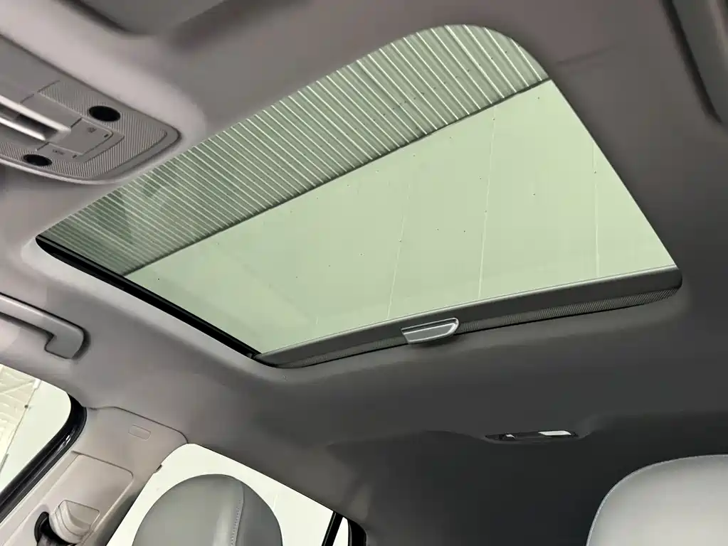 Audi Q2L — миниатюра 15