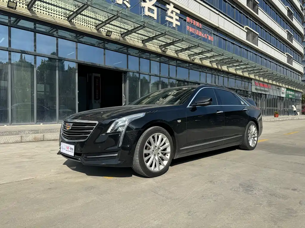 CADILLAC CT6