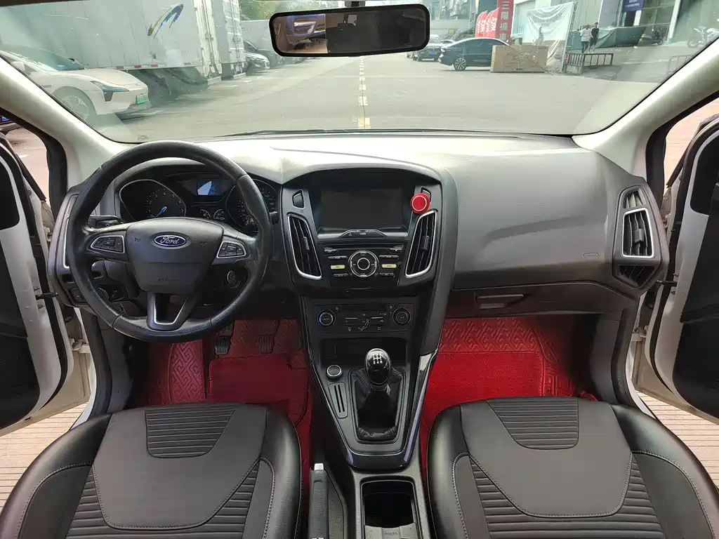 Ford Focus — миниатюра 4