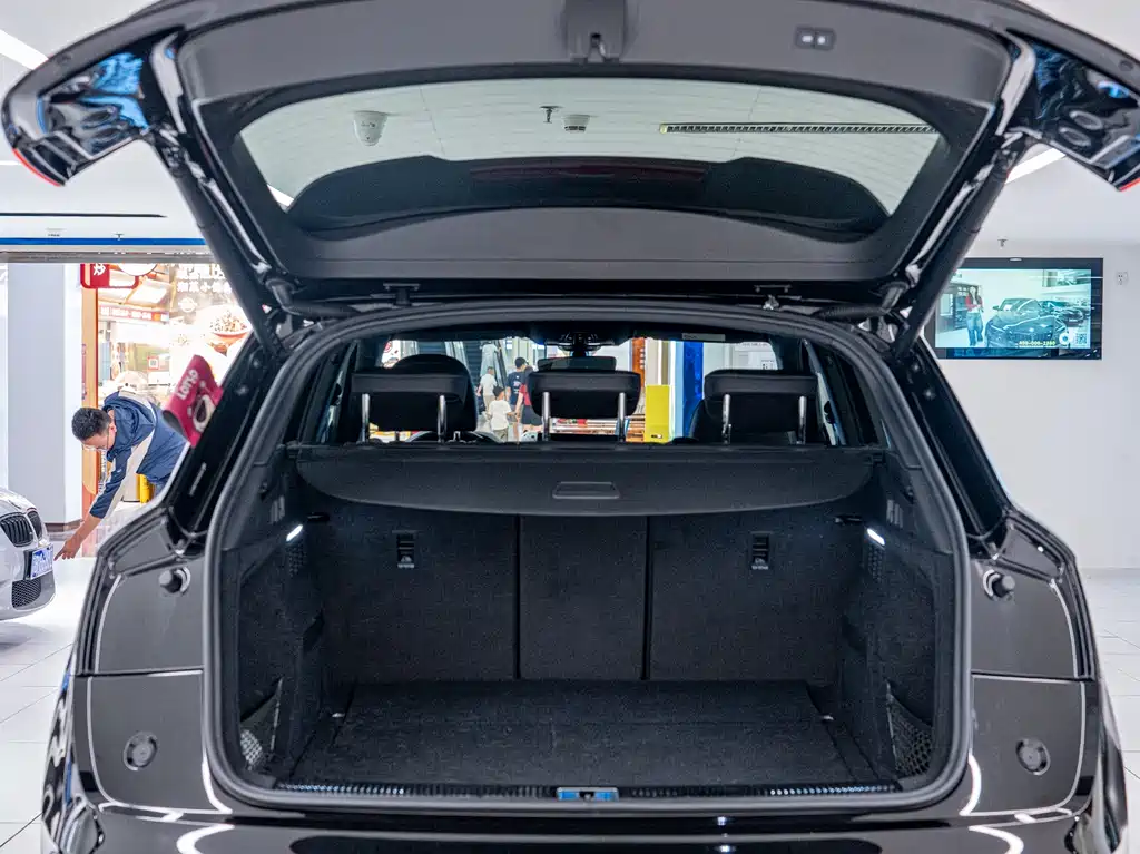 Audi Q5L 2024 40 TFSI Luxury