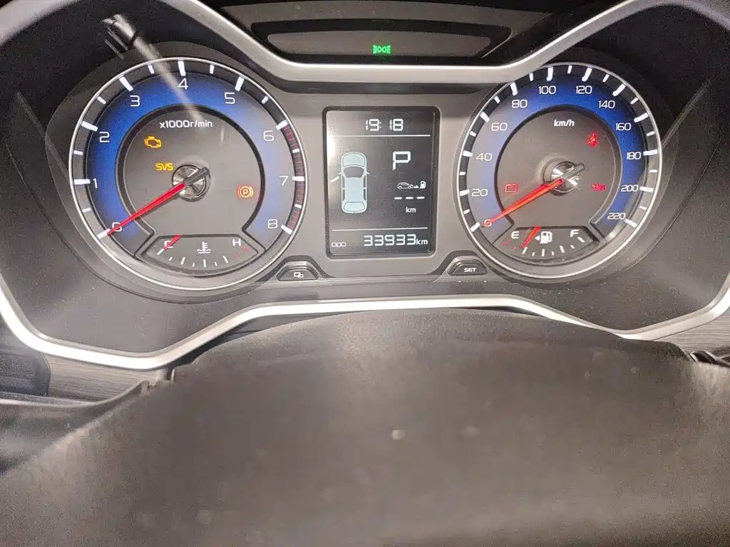 Geely Vision X3 — миниатюра 9