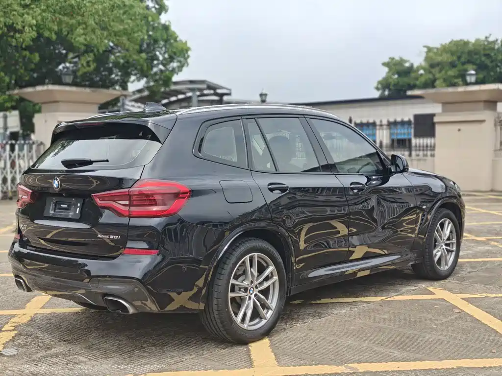 BMW X3 — миниатюра 10