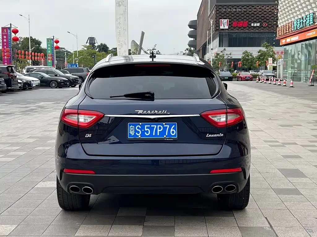 MASERATI LEVANTE