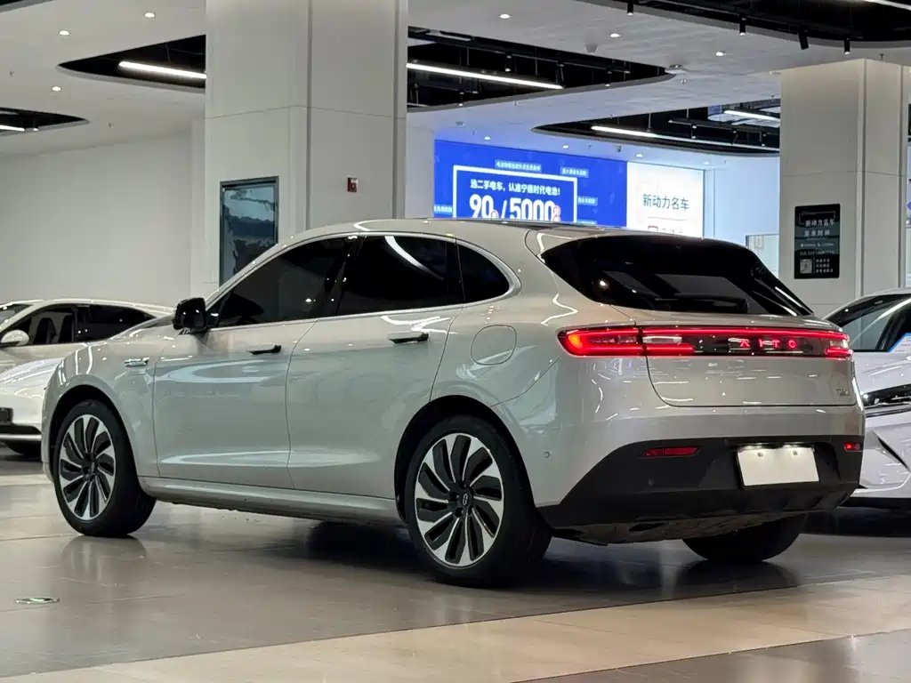 AITO AITO M5 — миниатюра 6