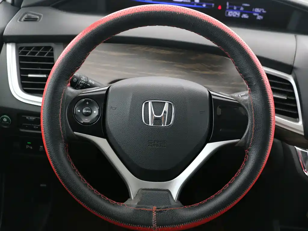 Honda Jade — миниатюра 15