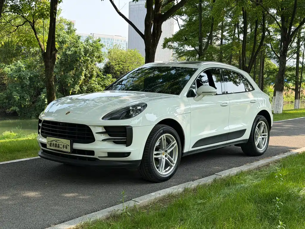 Porsche Macan 2020