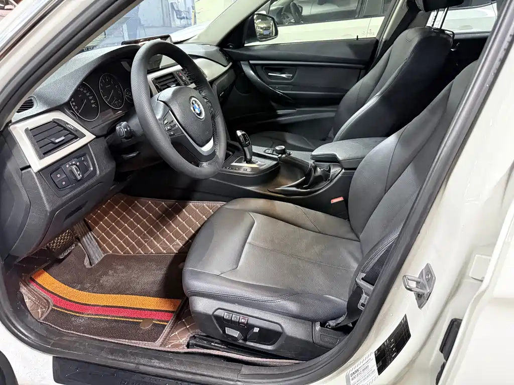 BMW 3 Series — миниатюра 8