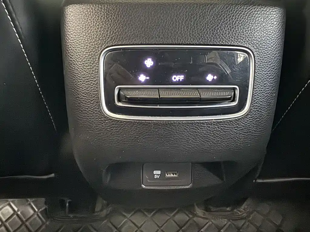 GAC Motor Trumpchi M6 — миниатюра 18