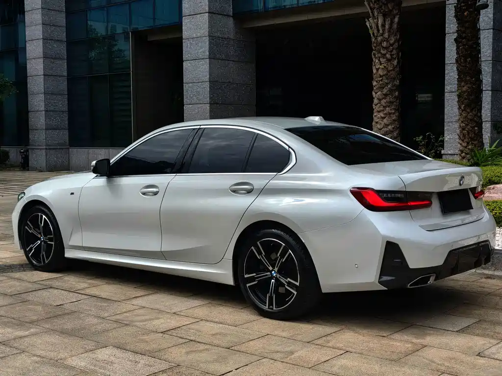 BMW 3 Series — миниатюра 9