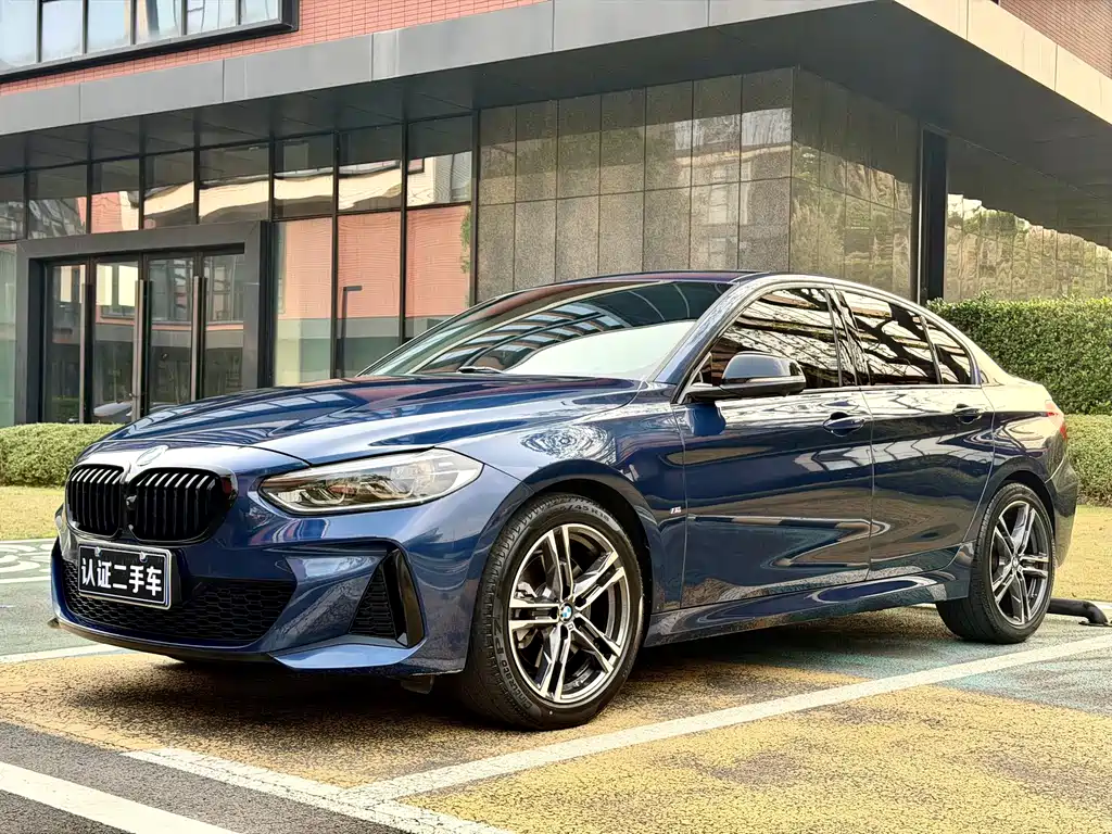 BMW 1 Series 2021