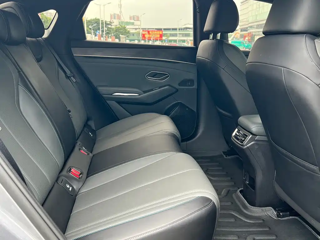 BYD Qin L — миниатюра 8