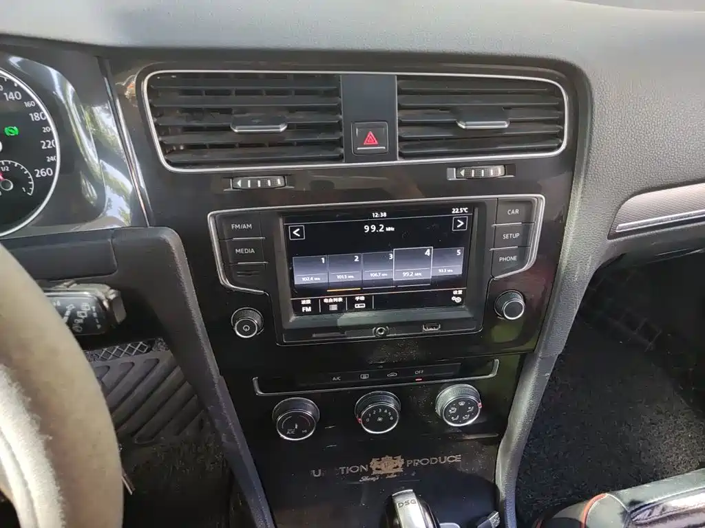 Volkswagen Golf — миниатюра 14