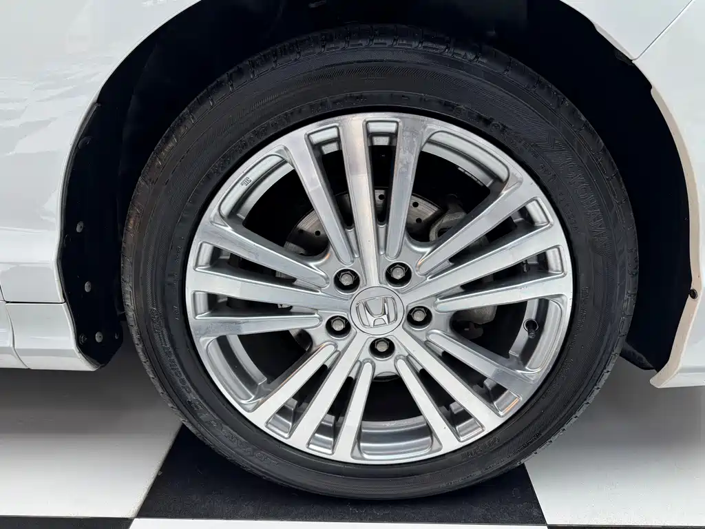 Honda Elysion — миниатюра 5