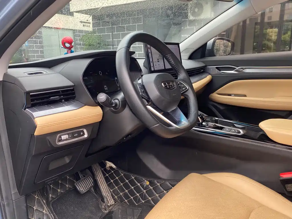 Geely L HiP — миниатюра 15