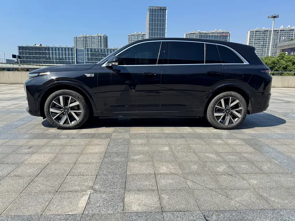 Li Auto Li L7 — миниатюра 2