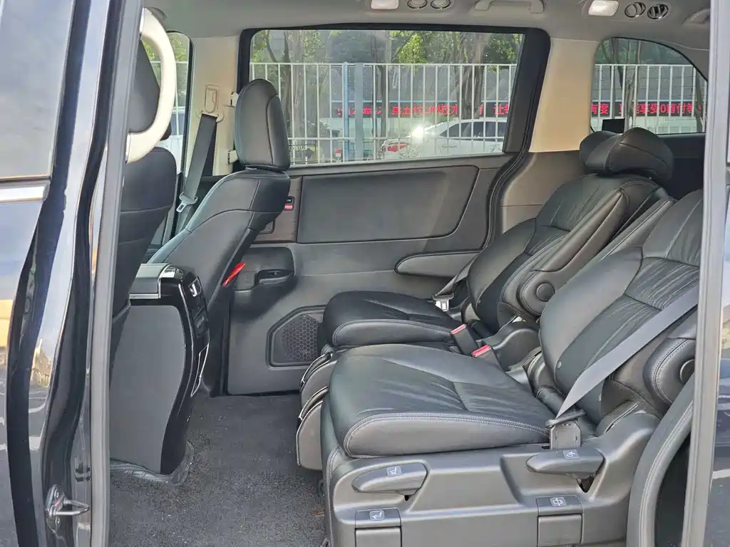Honda Odyssey — миниатюра 6