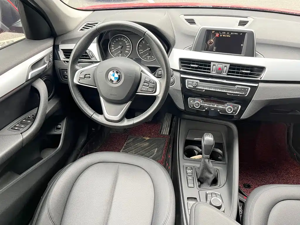 BMW X1 — миниатюра 9