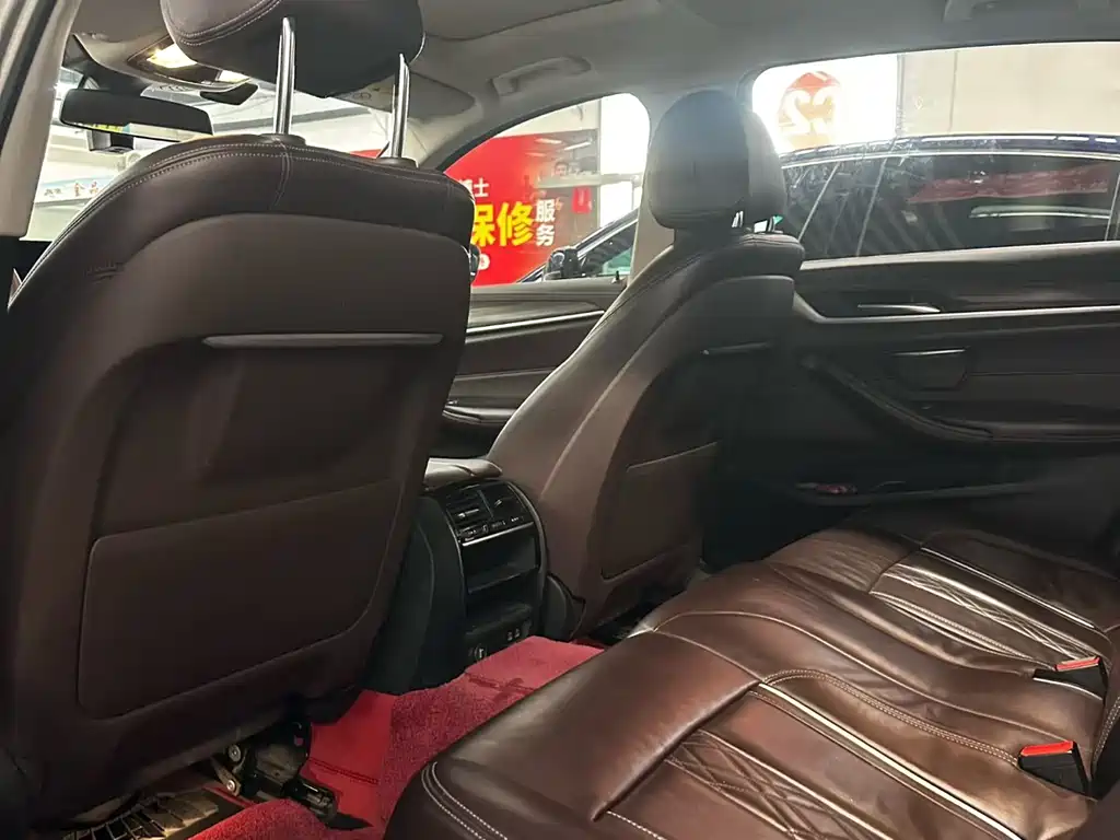 BMW 5 SERIES NEW ENERGY