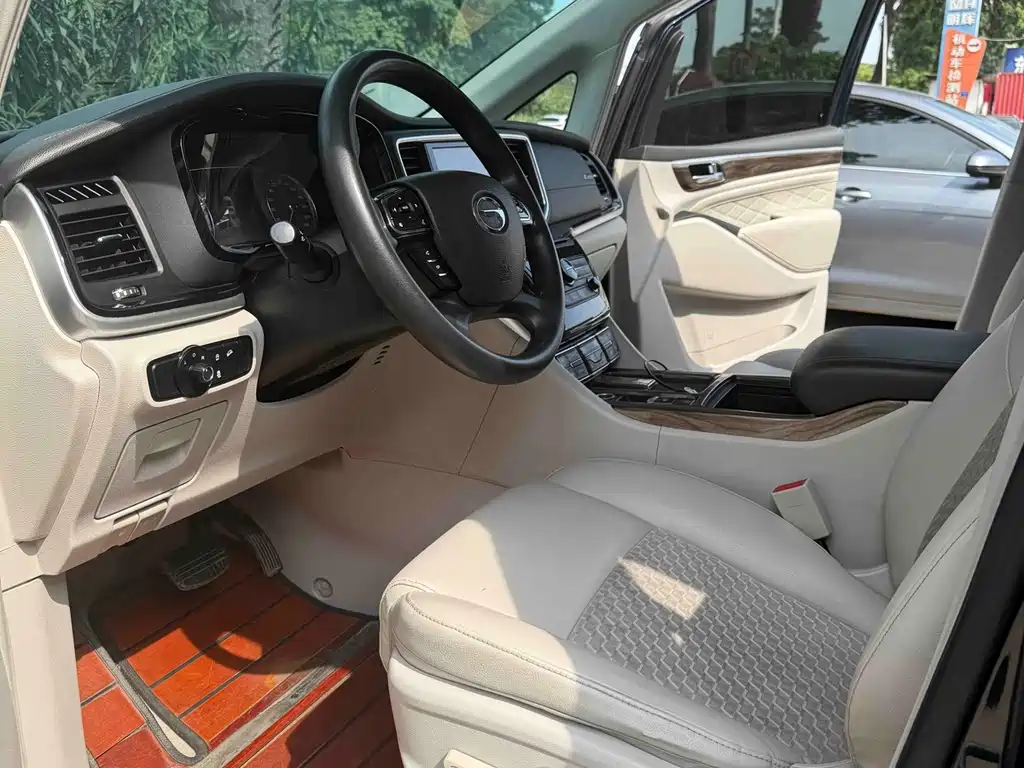 GAC Motor Trumpchi M8 — миниатюра 4