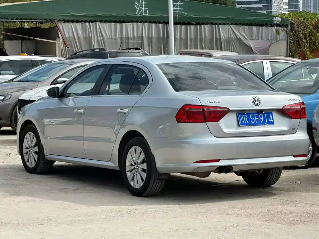 Volkswagen Lavida — миниатюра 5