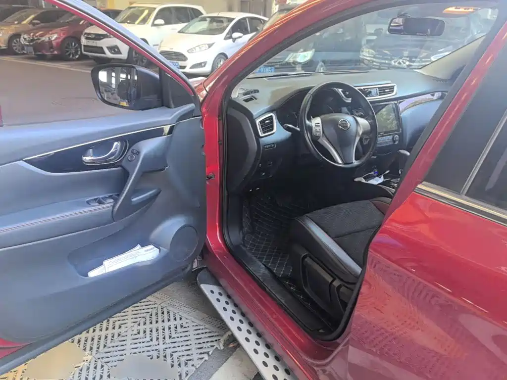 Nissan Qashqai — миниатюра 16
