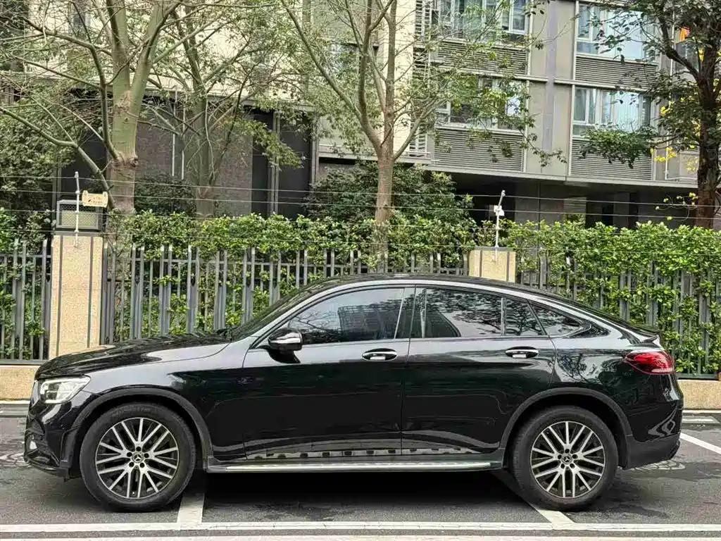 MERCEDES-BENZ GLC COUPE