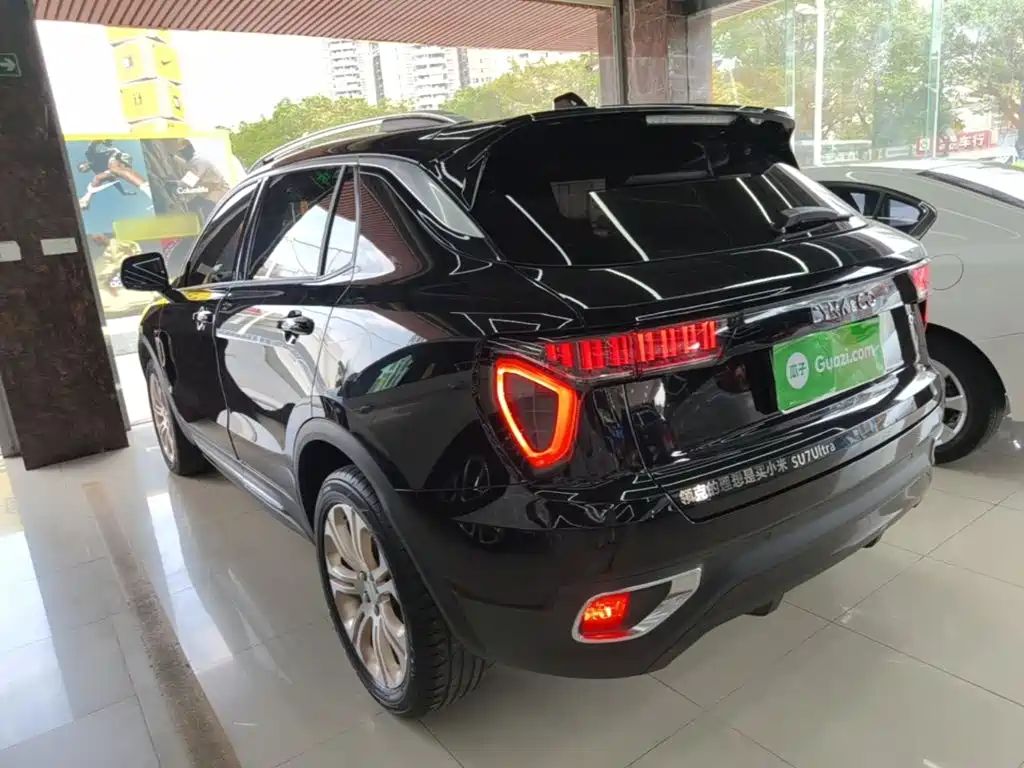 Lynk & Co 01 — миниатюра 5