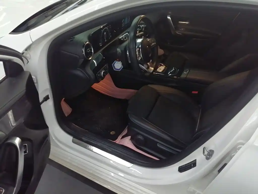 Mercedes-Benz A-Class — миниатюра 16