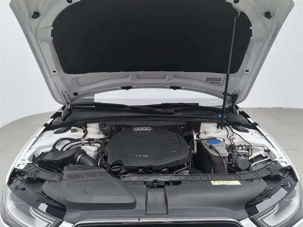 Audi A4L 2016 35 TFSI AT
