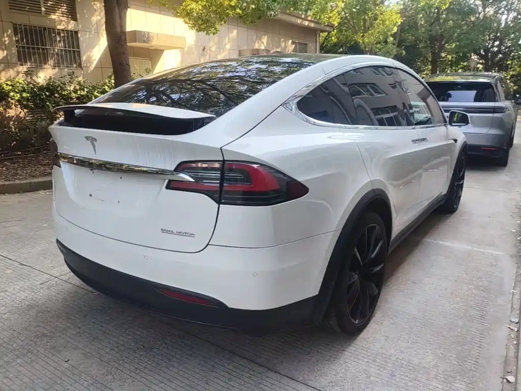 Tesla Model X — фотографии объявления, Фото 7