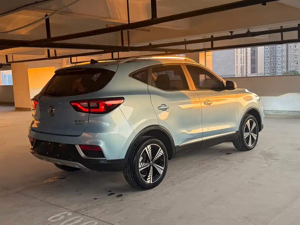 MG EZS PURE ELECTRIC