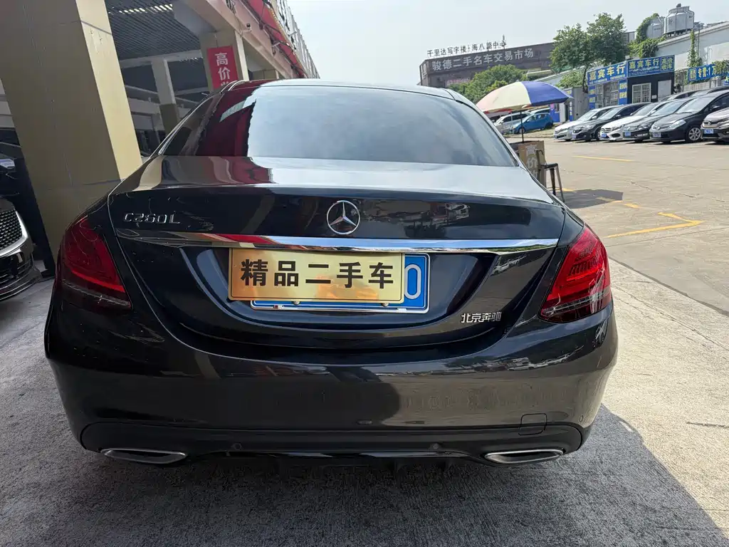 Mercedes-Benz C-Class — миниатюра 8