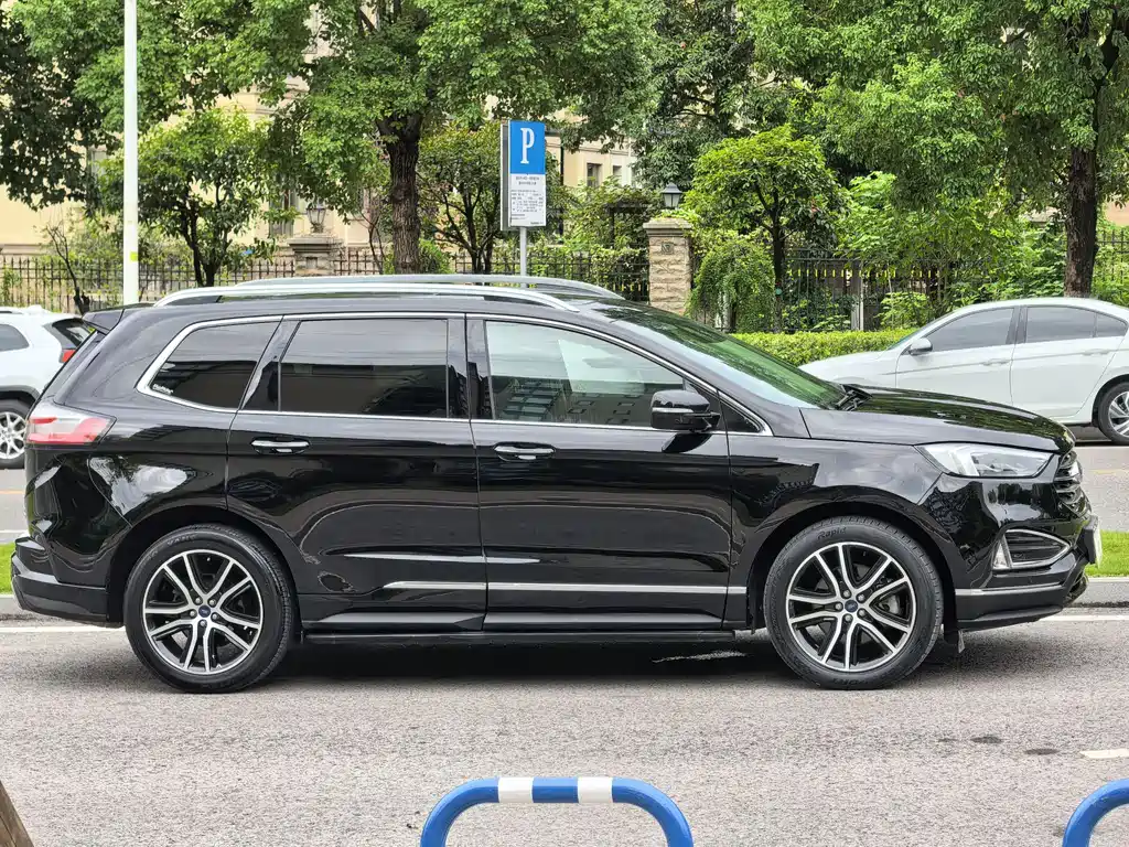FORD SHARP WORLD