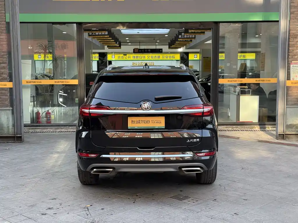 Buick Enclave 2022 652T Luxury 7 мест
