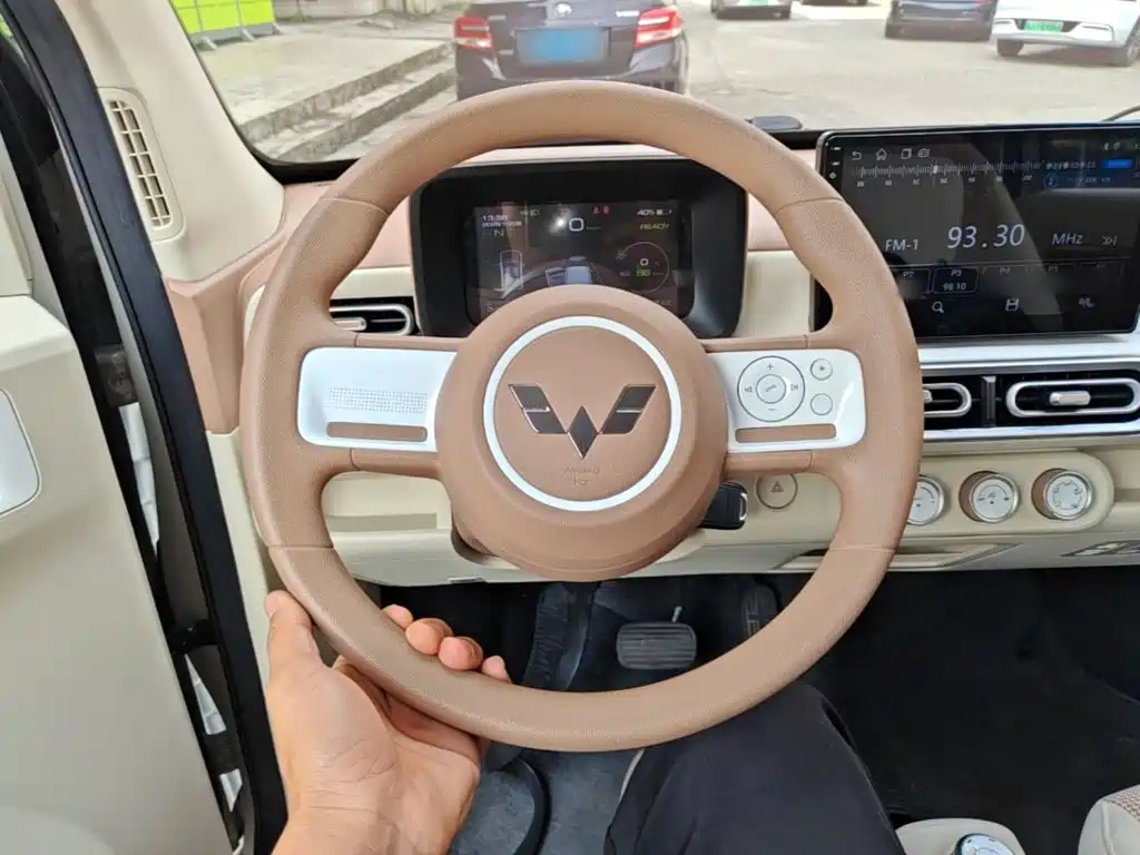 Wuling MINIEV — миниатюра 11