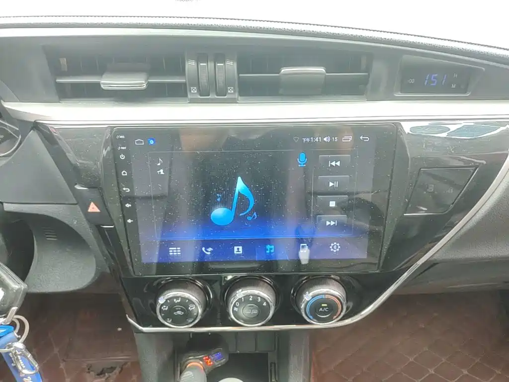 Toyota Corolla — миниатюра 13