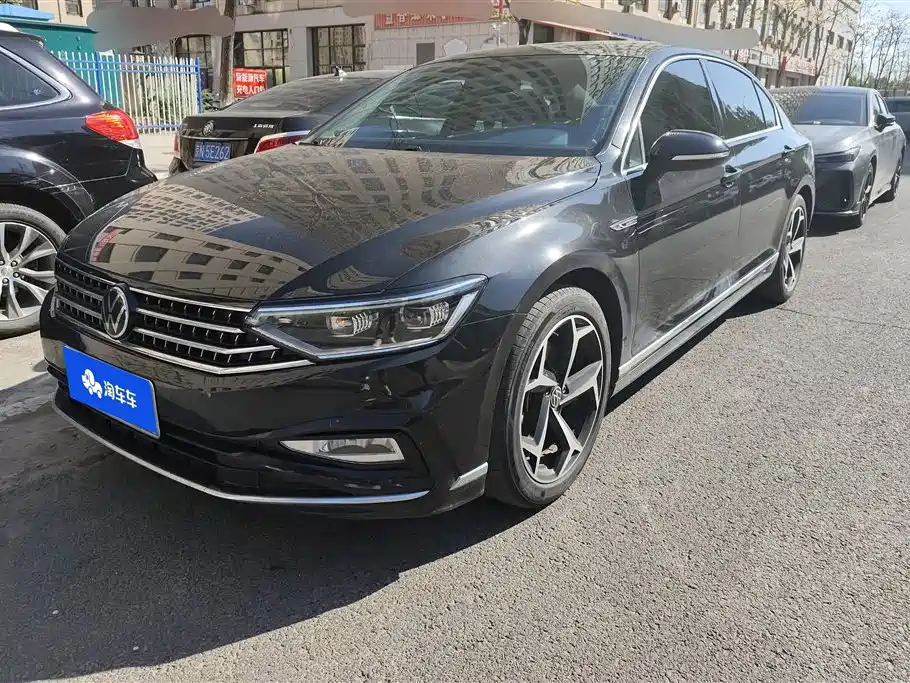 Volkswagen Magotan 2023