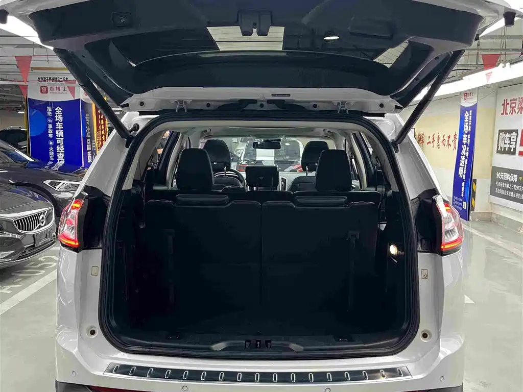 Ford Edge — миниатюра 11