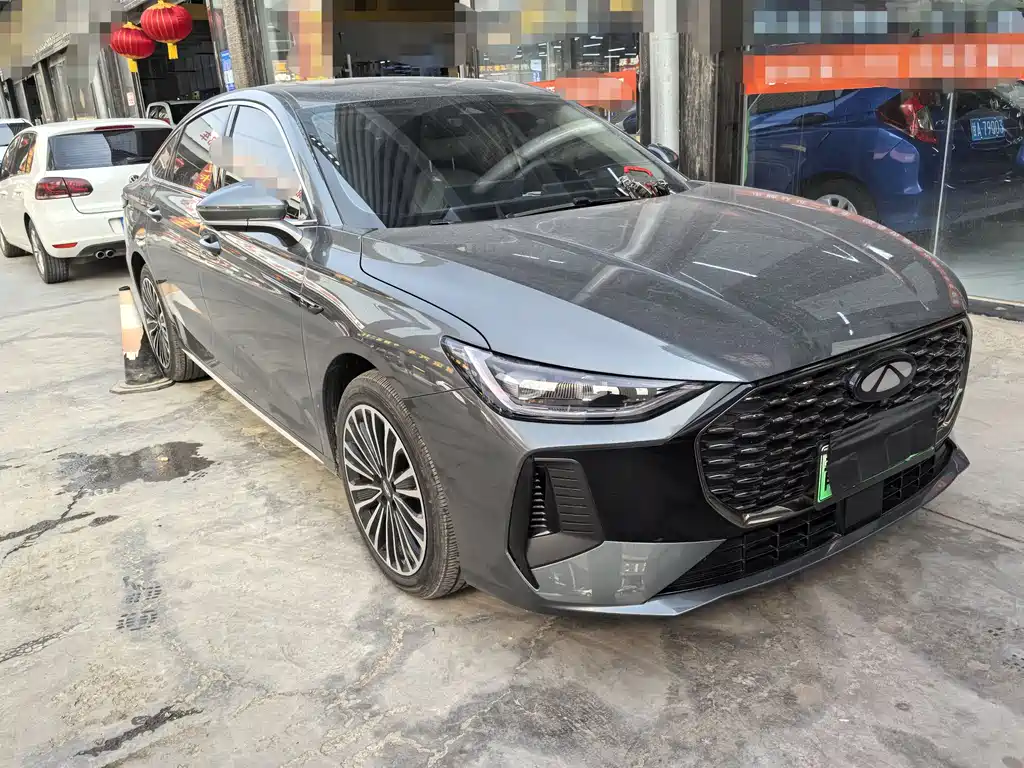 CHERY FENGYUN A8L