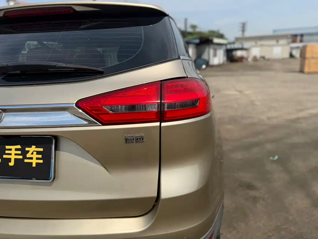 Geely Boyue — миниатюра 16