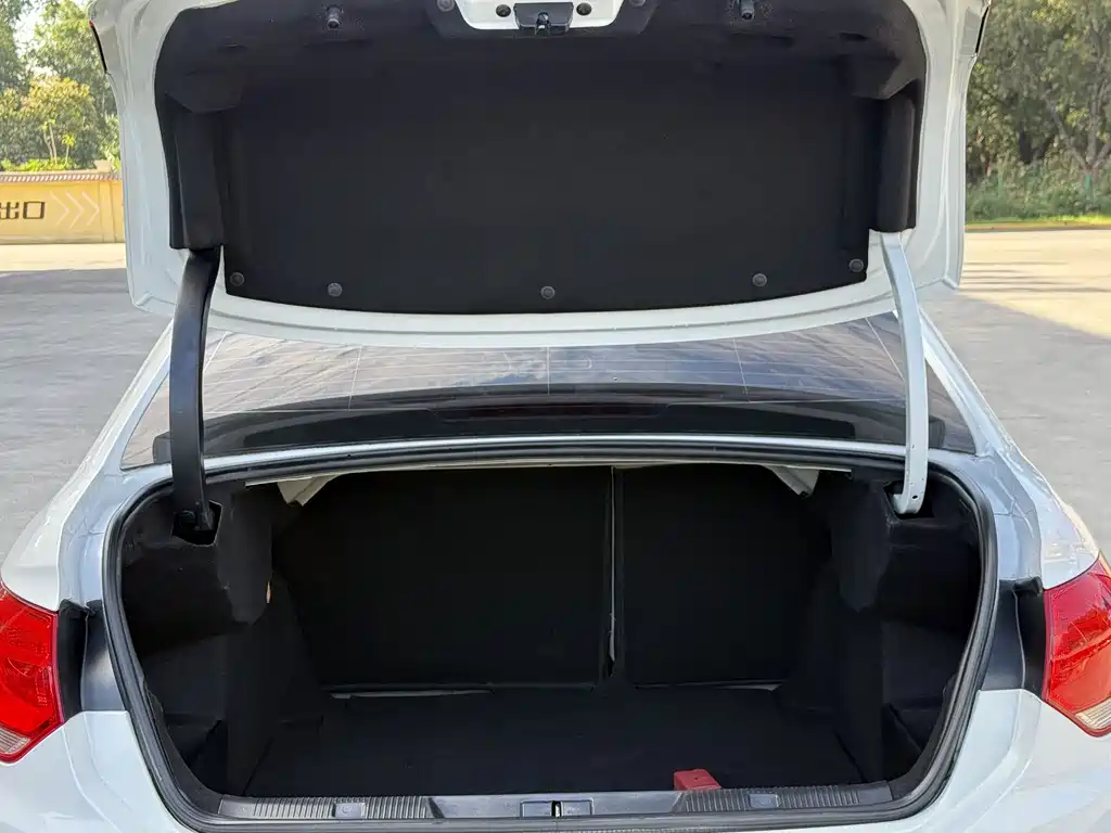 Citroen C4L 1.8L Smart Drive Edition Auto Dynamic Smart Type, фото 8