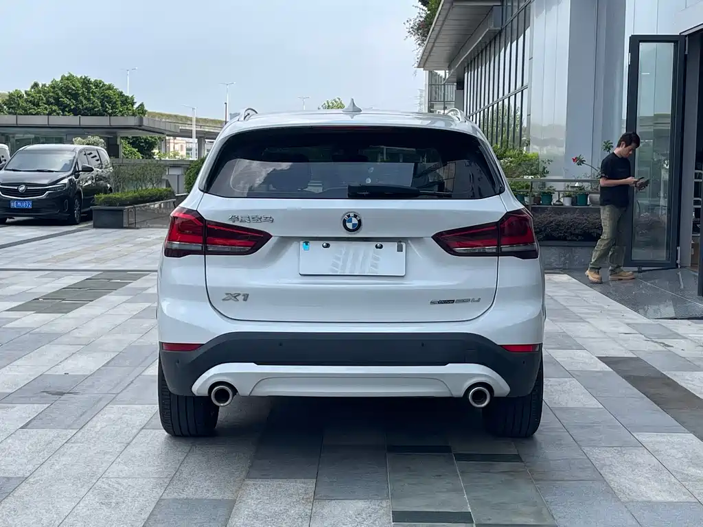 BMW X1 — миниатюра 20