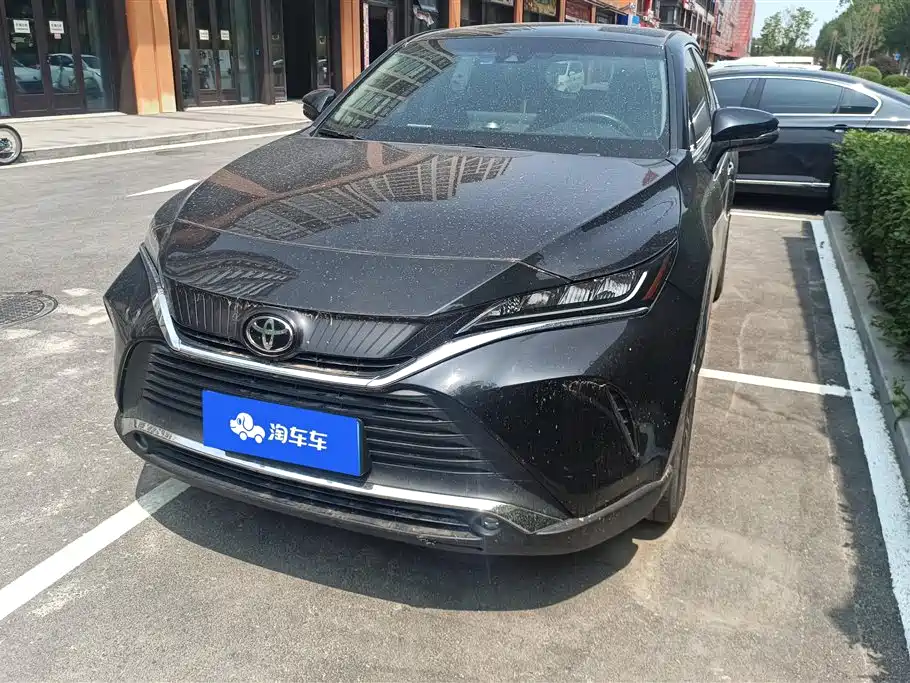 Toyota Harrier 2022